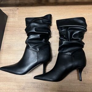 Like new Marc Fisher boots